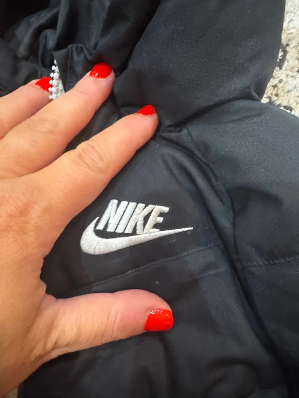 Nike lightweight quilted